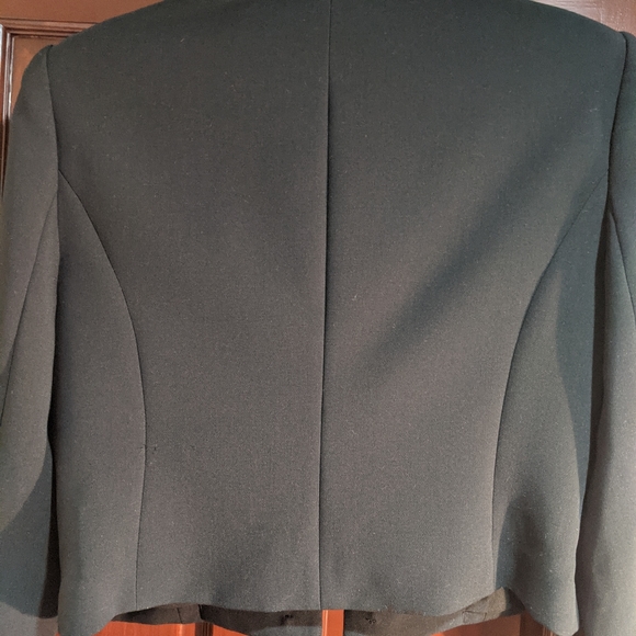 L'AGENCE Jen Crop Blazer Size 12 - Picture 8 of 13